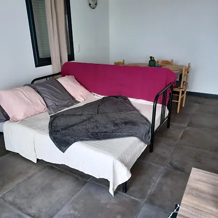Le Rendez Vous De L'ete Apartment *